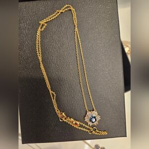 Stella and Dot Stunning Snowflake Necklace